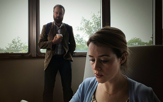 Claire Foy, Joshua Leonard in Unsane, smartphone cell phone filmmaking