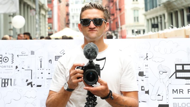how to become a famous rich vlogger